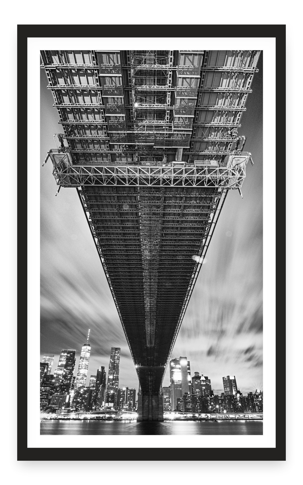 Moera-Creative-Under the Brooklyn-Bridge-by-Erick-Moya